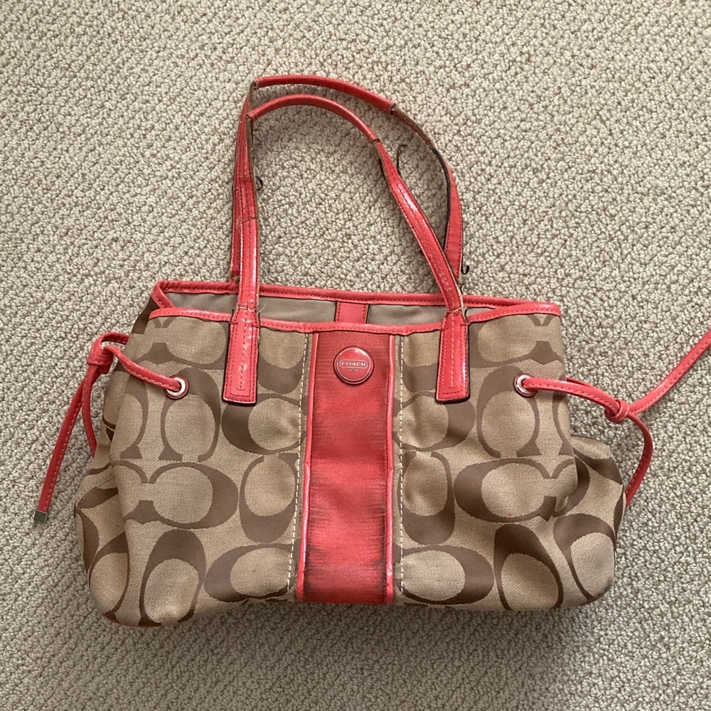 Coach Tan and Red Signature Canvas Shoulder Bag E1361-F21949 Fair Condition